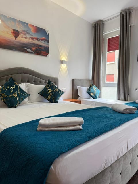 REHAN VENICE STATiON Apartment in Venice