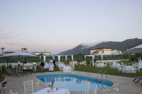 Garden, Swimming pool