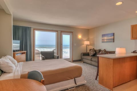 Oceanfront One Bedroom Suite Stunning Views & King Bed House in Lincoln City