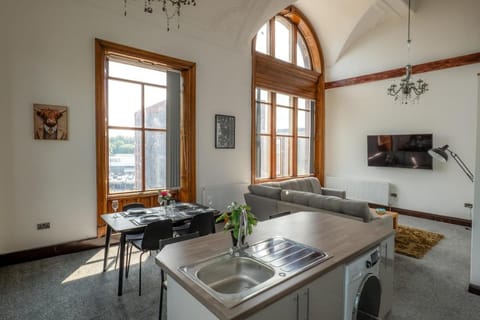 Double story Suite in Rochdale Apartment in Rochdale