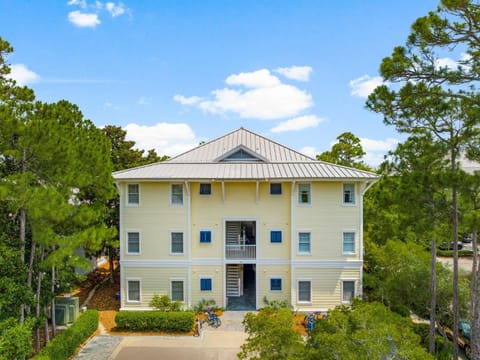 Molly's Beach Haven House in Seaside