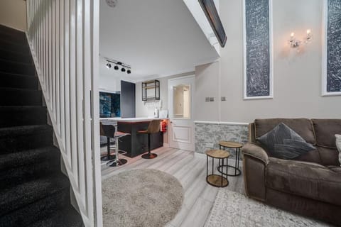 Luxurious Royal 2BR Apartment, Glasgow City Centre Apartment in Glasgow