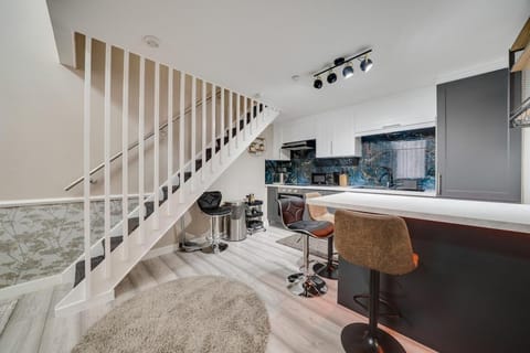 Luxurious Royal 2BR Apartment, Glasgow City Centre Apartment in Glasgow