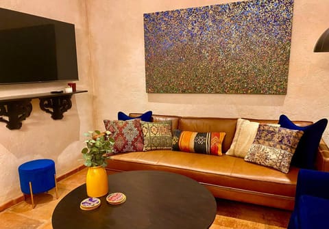 Communal lounge/ TV room, Living room