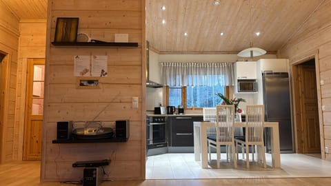 Villa Maya, cottage for vacation holidays Chalet in Finland