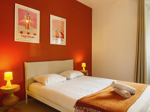 Othello - Appartement 6 personnes - Check in h24 & Wifi Apartment in Lyon