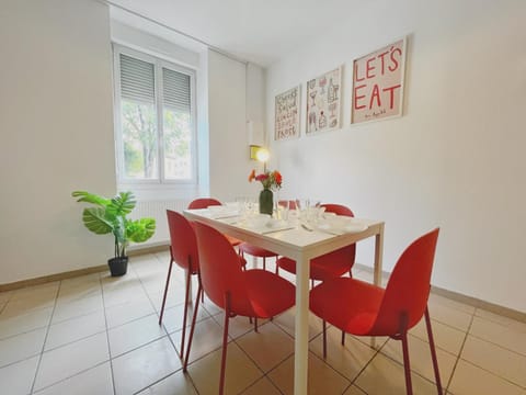 Terrazzo - Appartement 6 personnes - Check in h24 & Wifi Apartment in Lyon