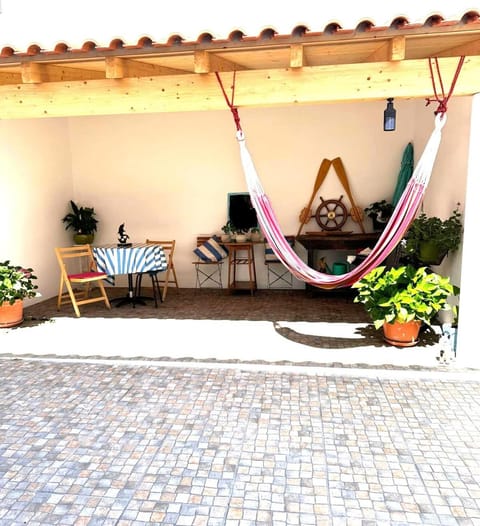 Patio, Inner courtyard view