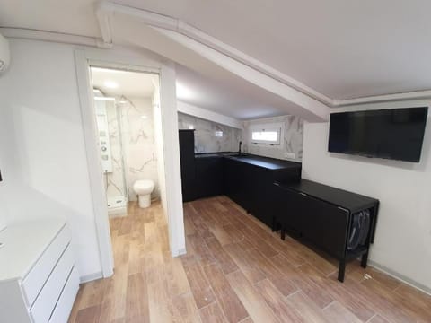 Bathroom, Kitchen or kitchenette
