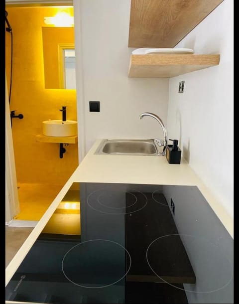 Bathroom, Kitchen or kitchenette