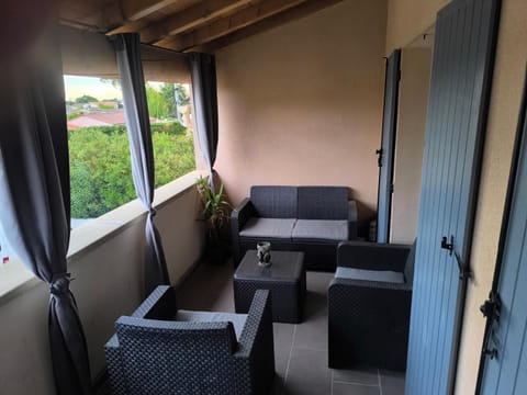 Appartement provençal Apartment in Vedène