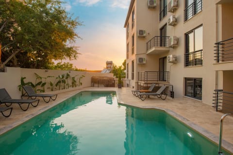 Property building, Pool view, Swimming pool
