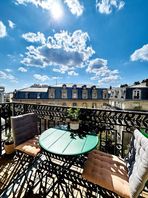 View (from property/room), Balcony/Terrace, Balcony/Terrace, Dining area