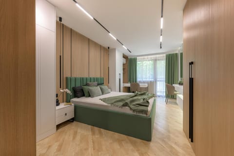 Bed, Seating area, Bedroom, wardrobe