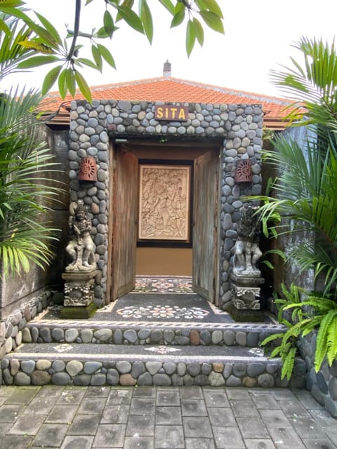 Rama Village Bed and Breakfast in North Kuta