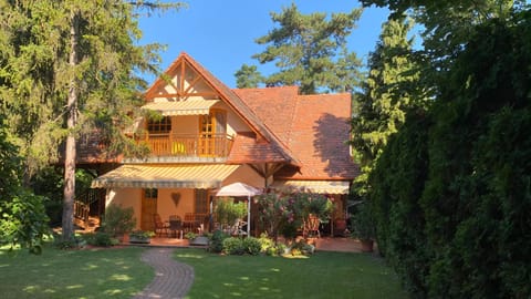 Property building, Garden