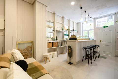 PVB40 - Loft creativo con barra y estilo único moderno Apartment in Madrid