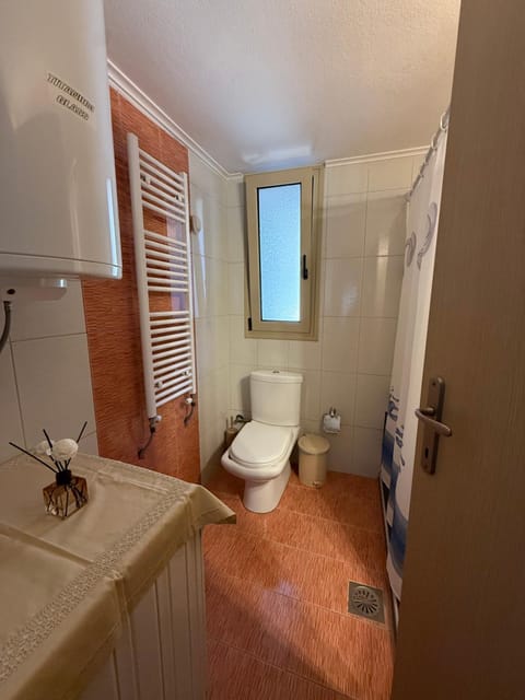 Toilet, Bathroom, bidet