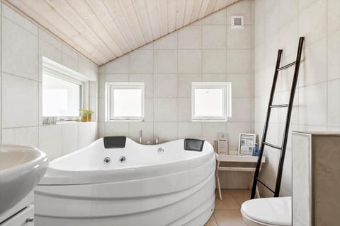 358-Hvide-Sande-Fyrmarken-25 House in Hvide Sande