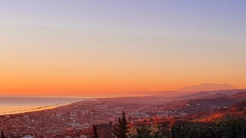 Natural landscape, Beach, Mountain view, Sea view, Sunrise