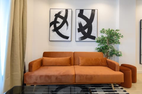 Tu hogar en la ciudad piso de 3 habitaciones 3 baños y todo el confort moderno Madrid AGU230 Apartment in Centro