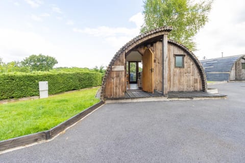 Property building, Neighbourhood, Natural landscape, Parking