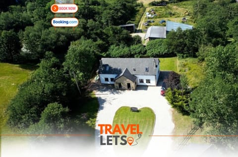 Property building, Day, Neighbourhood, Natural landscape, Text overlay, Street view