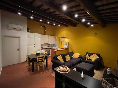 CasaTua, comfort and tranquility in the center Apartment in Forli