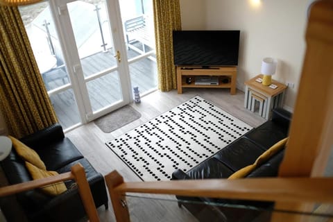 Coastal Retreat in Westward Ho! - 2 Bedrooms, Sea Views & Terrace House in Westward Ho
