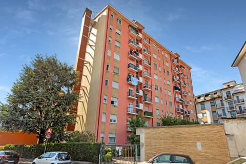 Property building, Street view