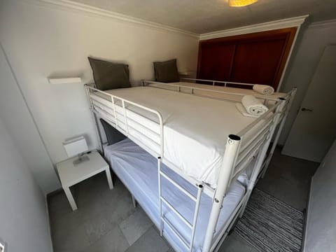 Superior Apartment with prepaid Parking - Malaga Apartment in Malaga