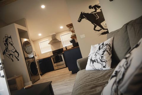 Kitchen or kitchenette, Living room, Seating area