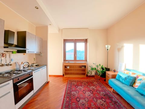 TV and multimedia, Kitchen or kitchenette, Living room, Seating area, Dining area, dishwasher, heating, minibar, oven, pet friendly, stove, wardrobe, air conditioner