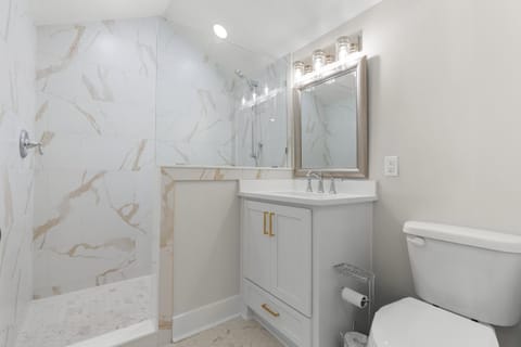 White Pine Cottage - Close to the Blue Mile House in Statesboro