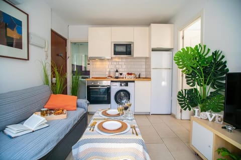 High-End Boutique Executive Apartment - Fuengirola Center Apartment in Fuengirola