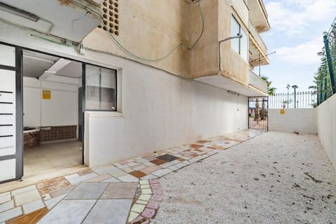 Executive Apartment with Balcony - High-End Paseo Marítimo Fuengirola Apartment in Fuengirola