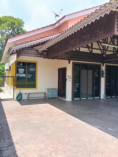 Property building, Parking
