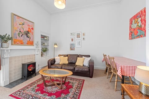 Communal lounge/ TV room, Living room