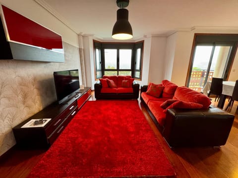 Casa Piscina & Sol House in Vigo