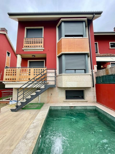 Property building, Patio, Day, View (from property/room), Balcony/Terrace, Pool view, Swimming pool