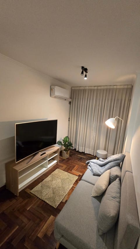 Communal lounge/ TV room, TV and multimedia, air conditioner