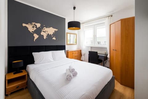 Bed, Photo of the whole room, Bedroom, wardrobe