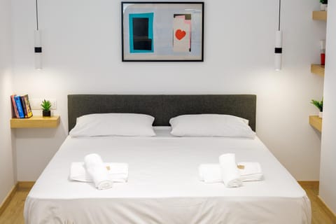 Red apple Apartment in North Macedonia