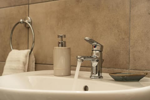 Joo Nest - Your home near Piraeus Port Apartment in Pireas