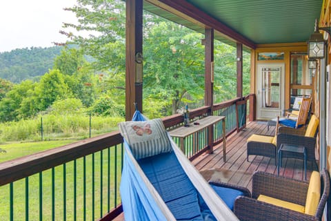 Wraparound Porch with Views Blue Ridge Mtn Gem! House in Mitchell County