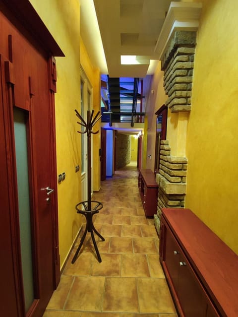 Noir Royale - Modern, Luxury, 3-level apartment Apartment in Vojvodina