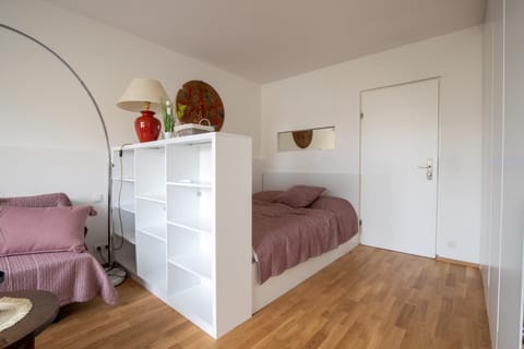 Bed, Photo of the whole room, Bedroom, wardrobe