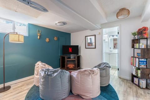 Spacious 5BR, Epic Backyard, Perfect Gatherings House in Westminster