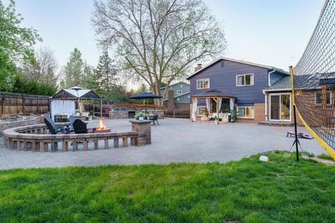Spacious 5BR, Epic Backyard, Perfect Gatherings House in Westminster