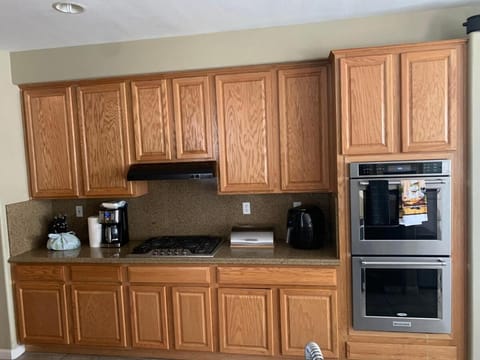 Furnished five bedroom and gated community Apartment in Patterson